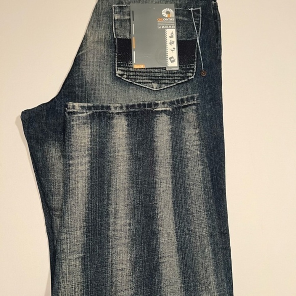 NWT Men's Akademiks Jeanius Level Signature 38x32 Jeans 10" Boot Cut🔥🔥(D3)